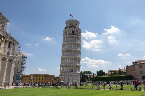 La Torre di Pisa: quanto pende e perché non cade