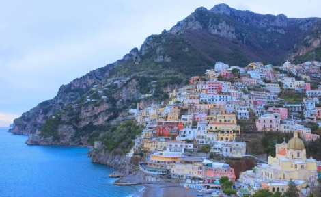 Amalfi o Positano: quale scegliere per la tua fuga perfetta sulla Costiera Amalfitana?